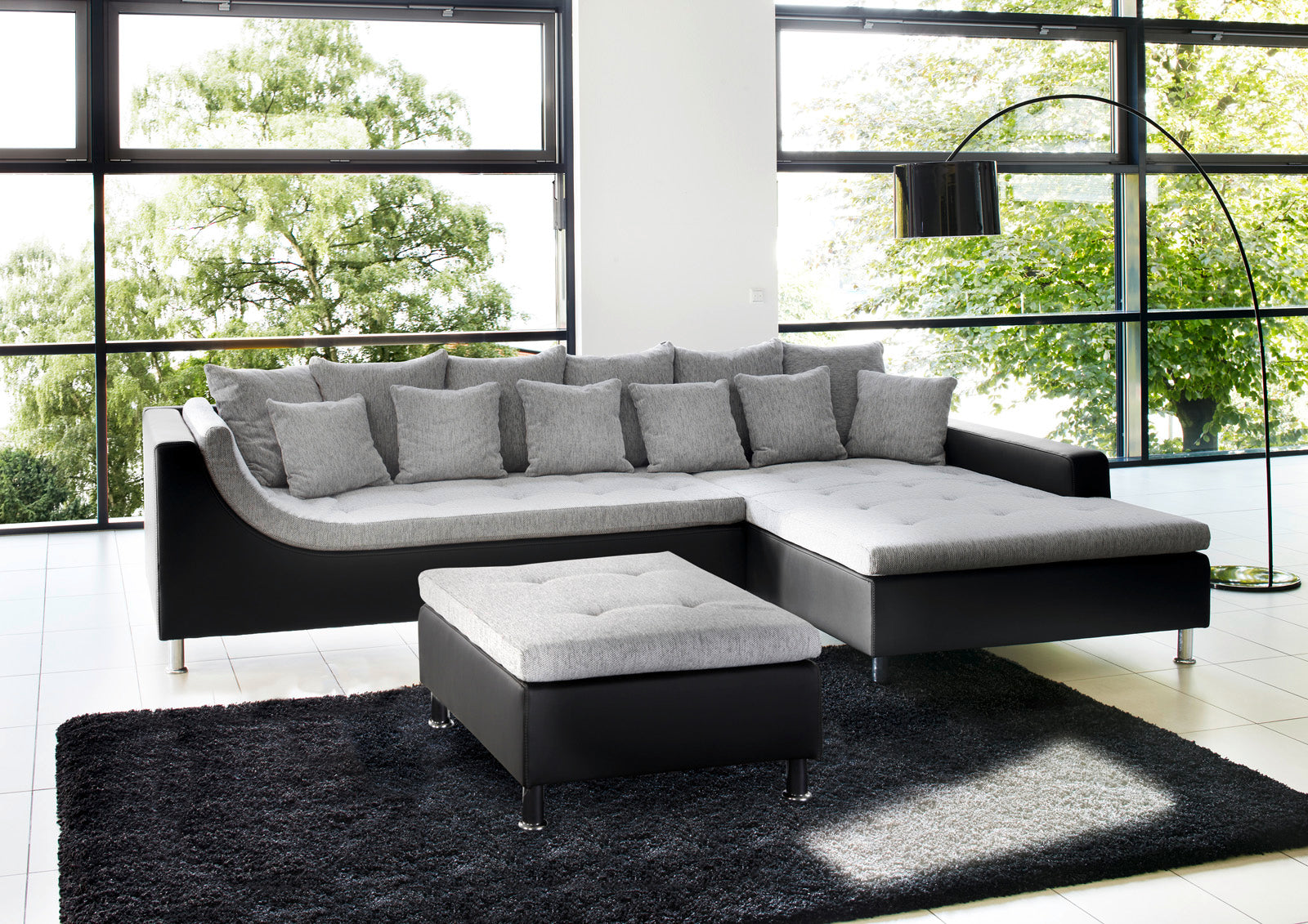 Sylvie puff (világosszürke-fekete) - Marco Mobili Bútoráruház - puff